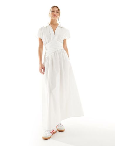 Robe chemise mi-longue à taille enveloppante et col à revers - Asos Design - Modalova