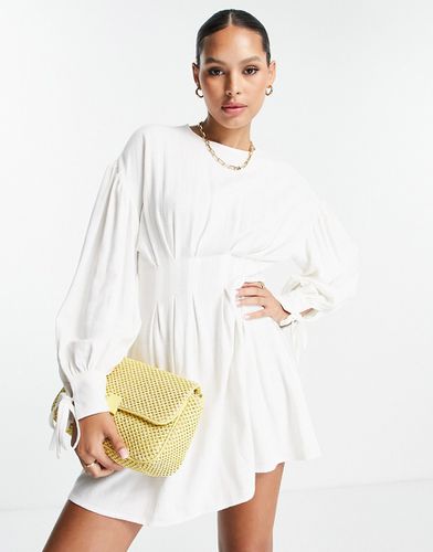 Robe courte en lin à taille cintrée - Asos Design - Modalova