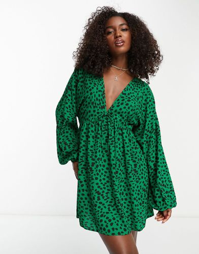 Robe courte fluide à enfiler à imprimé animal - Vert - Asos Design - Modalova