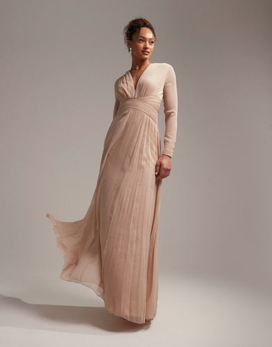 Robe longue de demoiselle d'honneur avec taille froncée, manches longues et jupe plissée - clair - Asos Design - Modalova