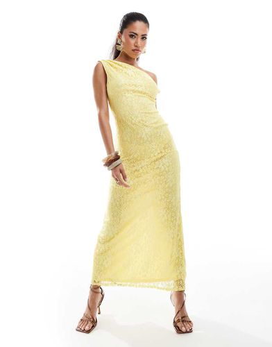 Robe mi-long/mi-longue asymétrique en dentelle avec épaule torsadée - citron - Asos Design - Modalova