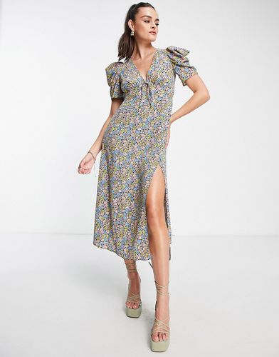 Robe mi-longue à manches bouffantes et imprimé fleurs - Asos Design - Modalova