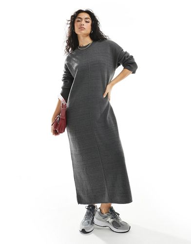 Robe mi-longue oversize en maille avec col ras de cou et surpiqûres - Anthracite - Asos Design - Modalova