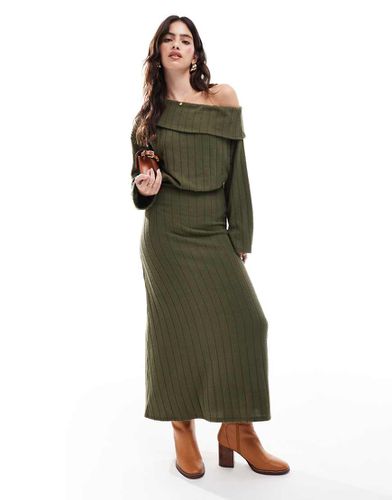 Robe mi-longue nervurée à épaule tombante - Kaki - Asos Design - Modalova