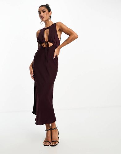 Robe mi-longue satinée à découpes nouée devant - Lie de vin - Asos Design - Modalova