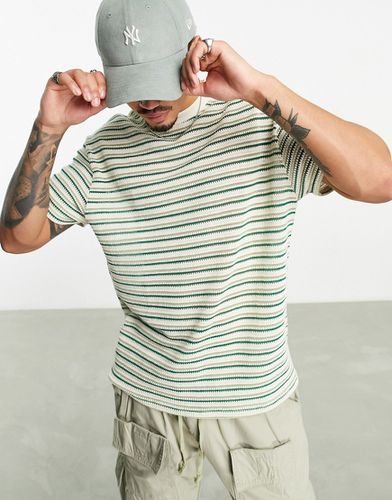 T-shirt texturé décontracté à rayures - Vert et taupe - Asos Design - Modalova