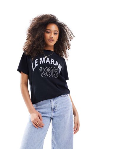 T-shirt coupe classique avec imprimé Le Marais - Noir - Asos Design - Modalova