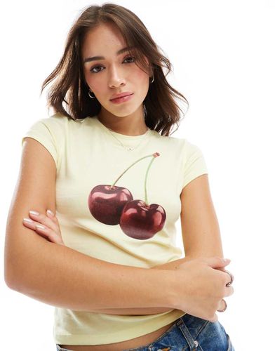 T-shirt effet rétréci à imprimé cerises - Asos Design - Modalova