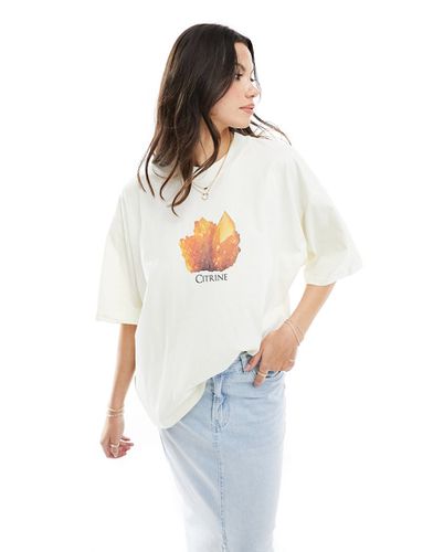 T-shirt oversize avec imprimé cristal citrine - Asos Design - Modalova
