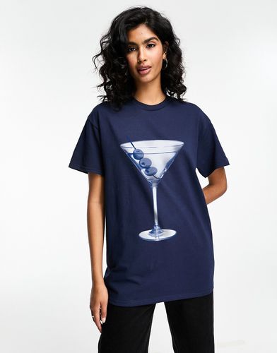 T-shirt oversize avec imprimé boisson Martini - Asos Design - Modalova