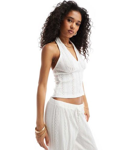 Top d'ensemble en broderie anglaise avec dos nu et encolure américaine - Ivoire - Asos Design - Modalova