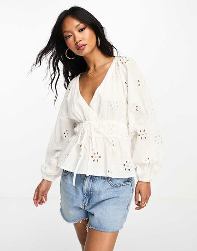 Top en broderie anglaise avec manches kimono et liens à la taille - Asos Design - Modalova