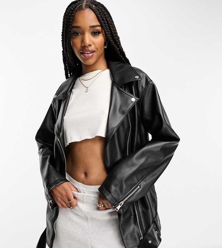 ASOS DESIGN Tall - Blouson style motard long et oversize en imitation cuir - Asos Tall - Modalova