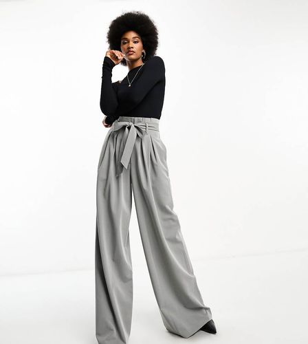 ASOS DESIGN Tall - Pantalon d'ensemble ceinturé à taille haute froncée - clair - Asos Tall - Modalova