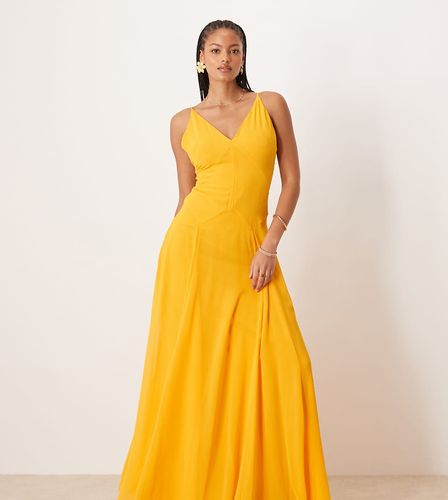 ASOS DESIGN Tall - Robe longue  bretelles fines et surpiqres avec jupe  godets - Asos Tall - Modalova