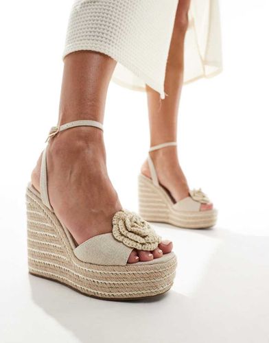 Tasha - Espadrilles compensées avec grosse fleur - Naturel - Asos Design - Modalova