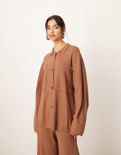 Chemise d'ensemble oversize boutonnée en maille - Caramel - Asos Edition - Modalova