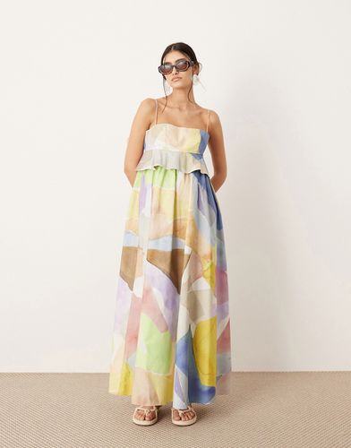 Robe empire mi-longue à bretelles fines et imprimé abstrait - Tons pastel - Asos Edition - Modalova