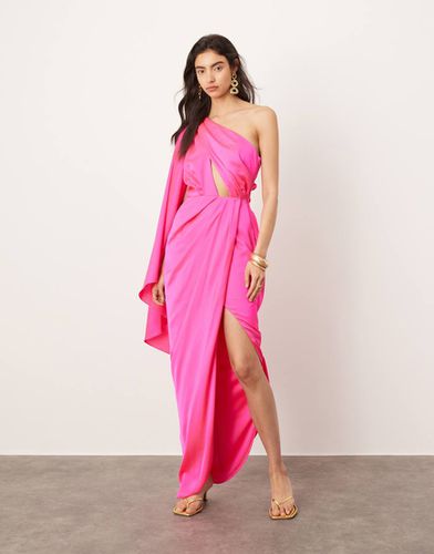 Robe longue asymétrique en satin avec manches évasées et taille froncée - Asos Edition - Modalova