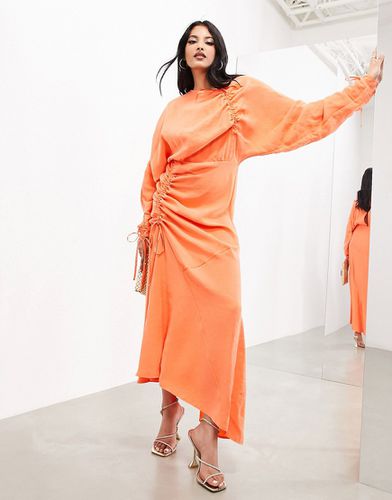 Robe longue froncée à manches longues - Orange - Asos Edition - Modalova