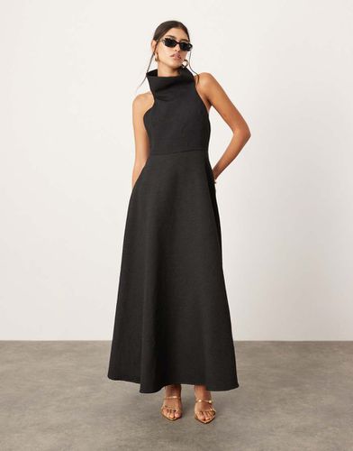 Robe longue texturée trapèze à encolure américaine prononcée - Asos Edition - Modalova