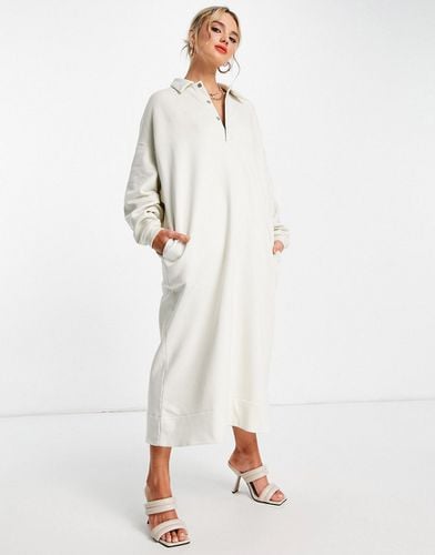 Robe molletonnée oversize avec col polo - galet - Asos Edition - Modalova