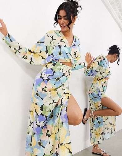 Robe mi-longue à manches longues avec découpes et imprimé fleurs - Bleu artistique - Asos Edition - Modalova