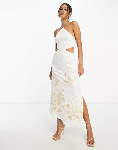 Robe mi-longue dos nu en satin avec fleurs brodées et découpe au dos - Ivoire - Asos Edition - Modalova