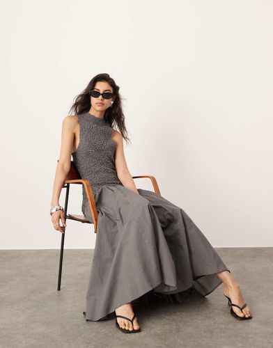 Robe mi-longue effet froncé en coton à col montant et taille basse - Anthracite - Asos Edition - Modalova