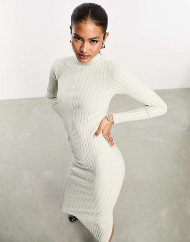 Robe longue moulante en maille à encolure montante - Kaki pâle - Bershka - Modalova