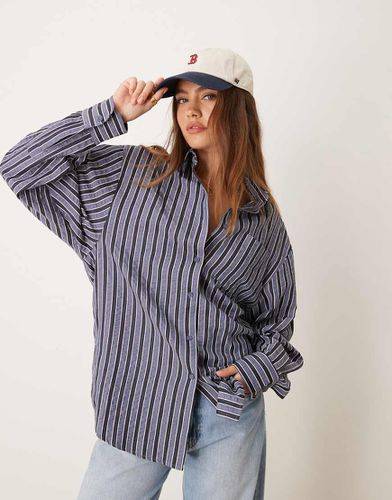 Chemise oversize en popeline coupe carrée - Bleu et gris rayé - Glamorous - Modalova