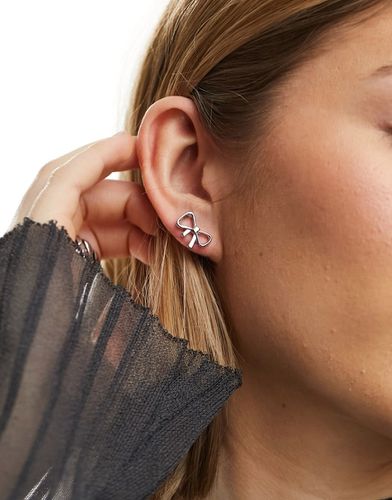 Boucles d'oreilles en forme de nauds - Designb London - Modalova