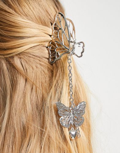 Pince à cheveux avec breloque papillon amovible - DesignB London - Modalova