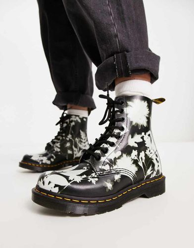 Pascal - Bottines imprimé fleuri sombre - Dr Martens - Modalova