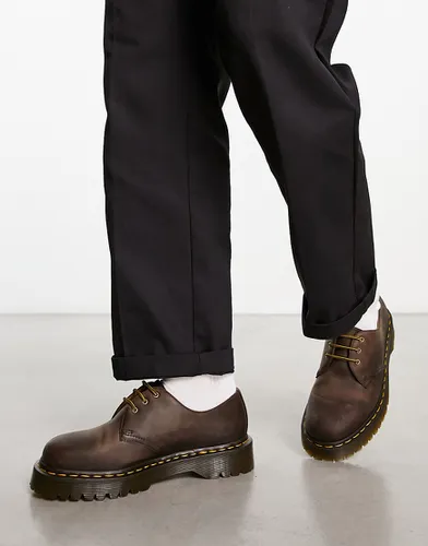 Bex - Chaussures en cuir à 3 paires d'aillets - Marron foncé - Dr Martens - Modalova