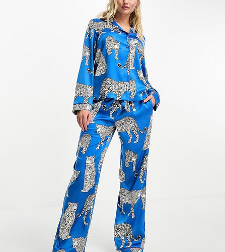 Exclusivité - Premium - Ensemble de pyjama avec pantalon et top à revers en satin imprimé léopard - de cobalt - Chelsea Peers - Modalova