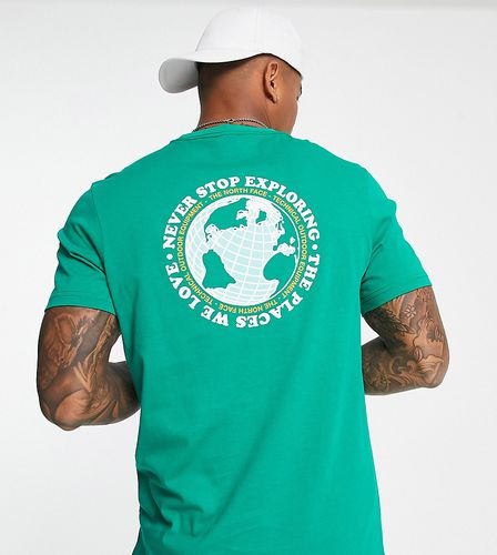 Exclusivité ASOS - - Globe Sketch - T-shirt imprimé au dos - The North Face - Modalova