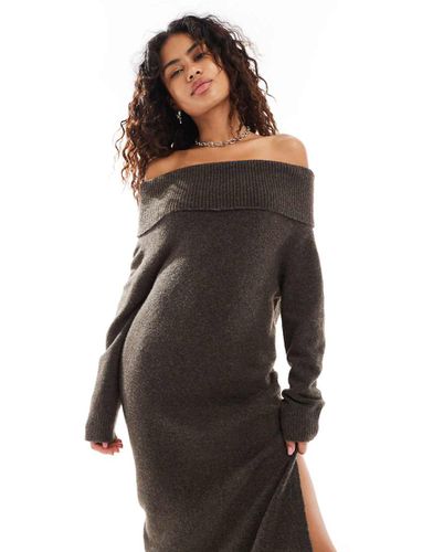 Exclusivité ASOS - Malena - Robe longue en maille fendue sur le côté à encolure Bardot - chiné - Weekday - Modalova