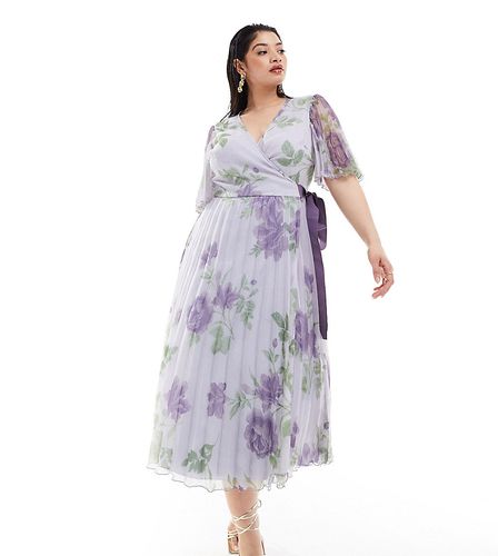 Exclusivité ASOS DESIGN Curve - Robe plissée mi-longue à imprimé fleurs avec manches kimono et taille nouée - Lilas - Asos Curve - Modalova