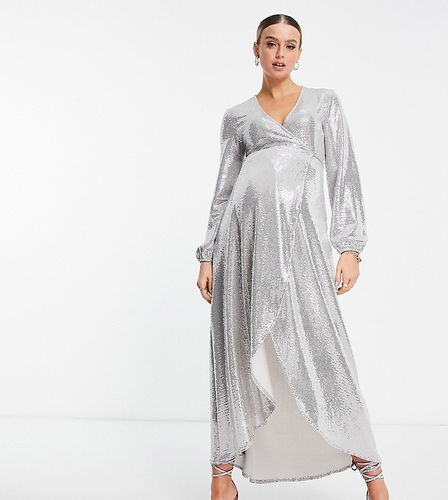 Robe portefeuille longue métallisée et scintillante avec manches longues - Flounce London Maternity - Modalova