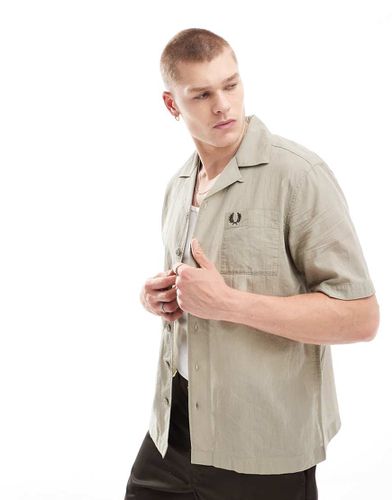 Chemise légère texturée avec col à revers - Beige - Fred Perry - Modalova