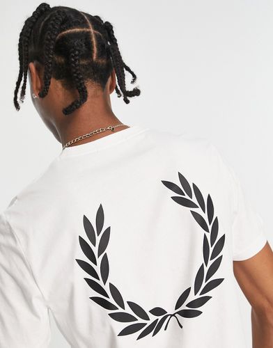 Laurel Wreath - T-shirt imprimé au dos - Blanc - Fred Perry - Modalova