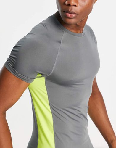 T-shirt à empiècements contrastants - Hiit - Modalova