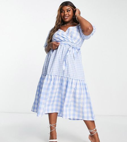 Robe mi-longue à volants et manches bouffantes avec motif à carreaux - Influence Plus - Modalova