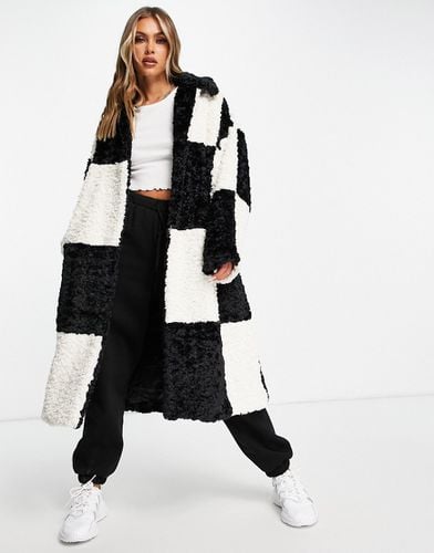 Manteau mi-long en peau de mouton à carreaux effet color block - Noir et blanc - Jayley - Modalova