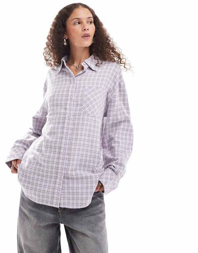 Chemise manches longues à carreaux en flanelle - Lavande - Monki - Modalova