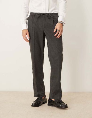 Pantalon droit à pinces et noué à la taille - Anthracite - Mango - Modalova