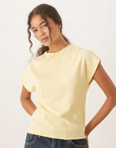 T-shirt  manches courtes en maille fine - Beurre - Mango - Modalova