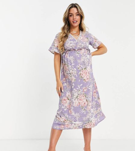 Robe mi-longue à taille volantée et imprimé fleuri - Lilas - Missguided Maternity - Modalova