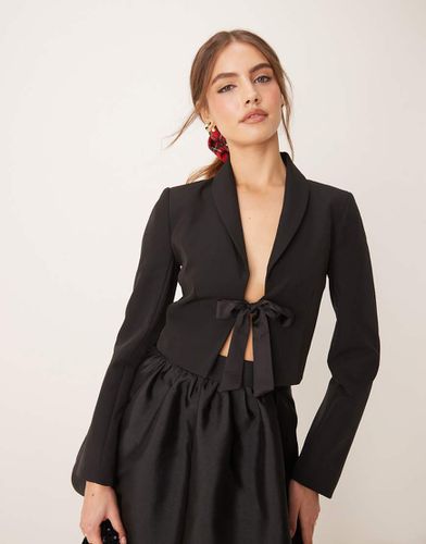 Blazer court avec ruban - Miss Selfridge - Modalova